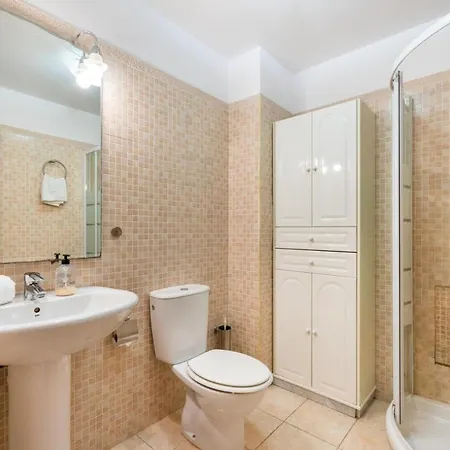 Santa Ana La Carihuela Апартаменты *